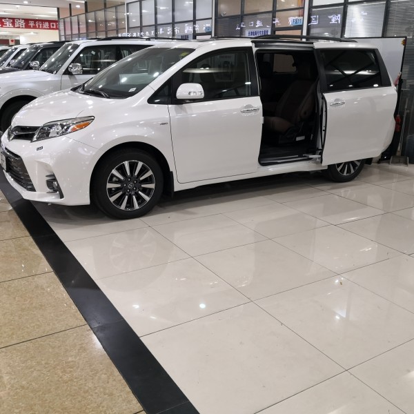 20款丰田塞纳现车报价 店内新版特卖