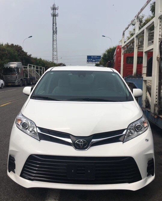 20款丰田塞纳价格 改装实拍图片改装行情