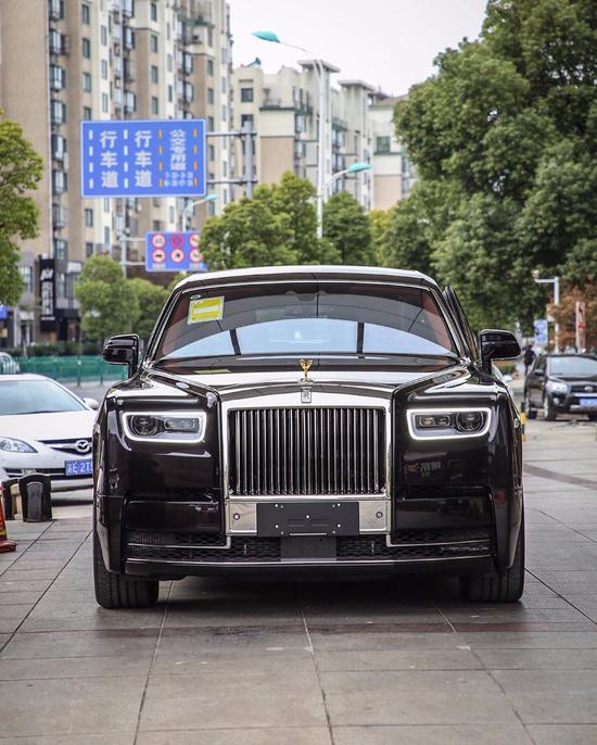 劳斯莱斯幻影加长版 天津进口车限时优惠