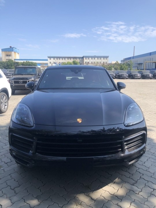 保时捷卡宴稀有宾利黄内饰可分期30万提