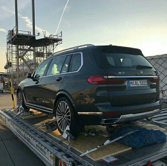 19款宝马X7降价 大型SUV进口车配置齐