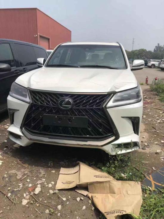 2019款雷克萨斯LX5700动力展厅现车在售