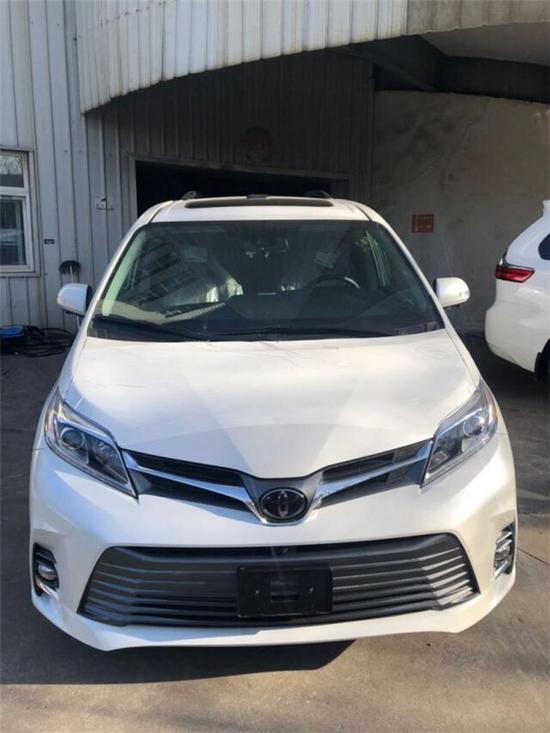 20款丰田塞纳四驱LTD商务神车 优惠10万