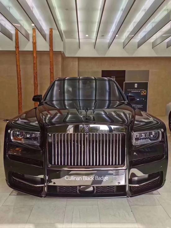 开着库里南也有一种对生活的仪式感