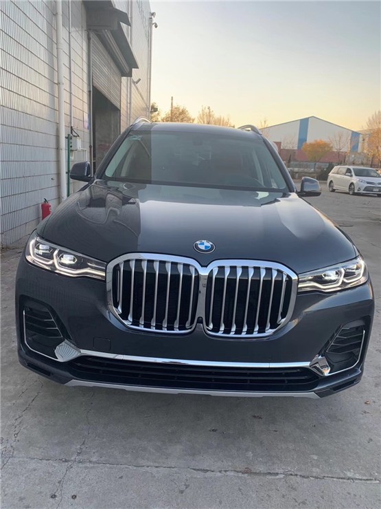 2020款宝马X7全系现车手续齐 五一钜惠