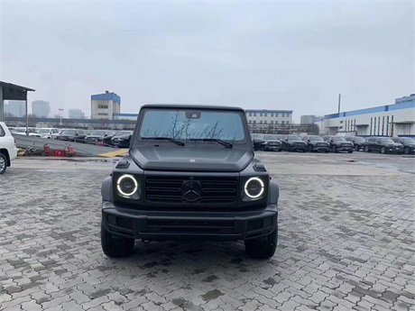2020款奔驰G550磨砂黑红报价纯种越野车