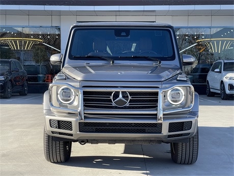 2021款奔驰G550稀有颜色钜惠260万包牌