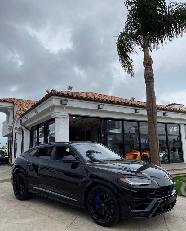 19款兰博基尼URUS惊喜低价 新年优惠大酬