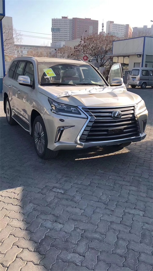 中东版雷克萨斯LX570现车优惠到底抢购