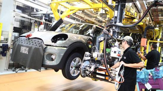 若英国未达成协议便脱欧 英国汽车工厂或将面临停产风险