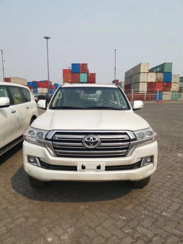 丰田酷路泽4000中东版报价销售促销优惠