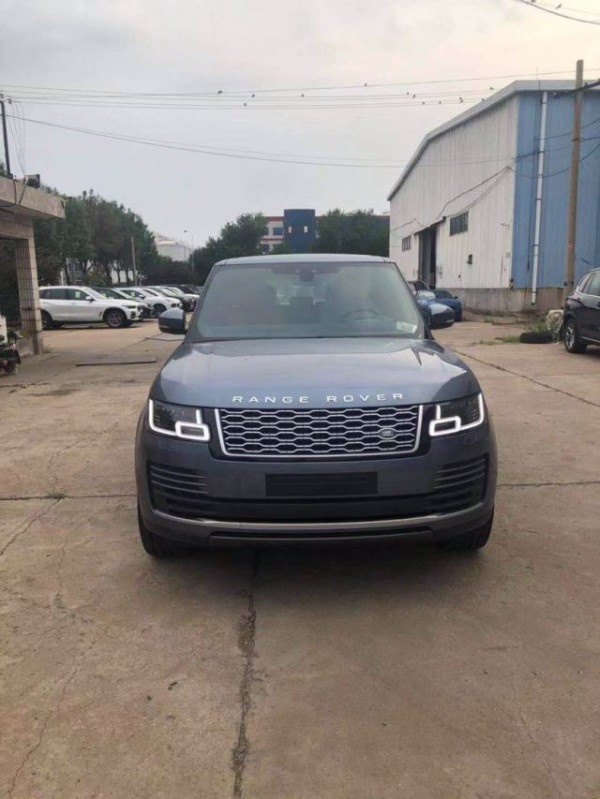 好颜色19款路虎揽胜行政3.0天津港价格