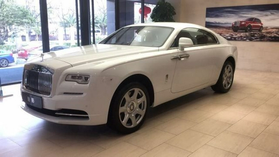 21款劳斯莱斯魅影报价 怡然自得星空入梦