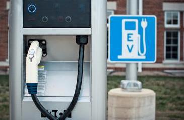 印度政府要求公共电动车充电站配置CHAdeMO和CCS双标准接头