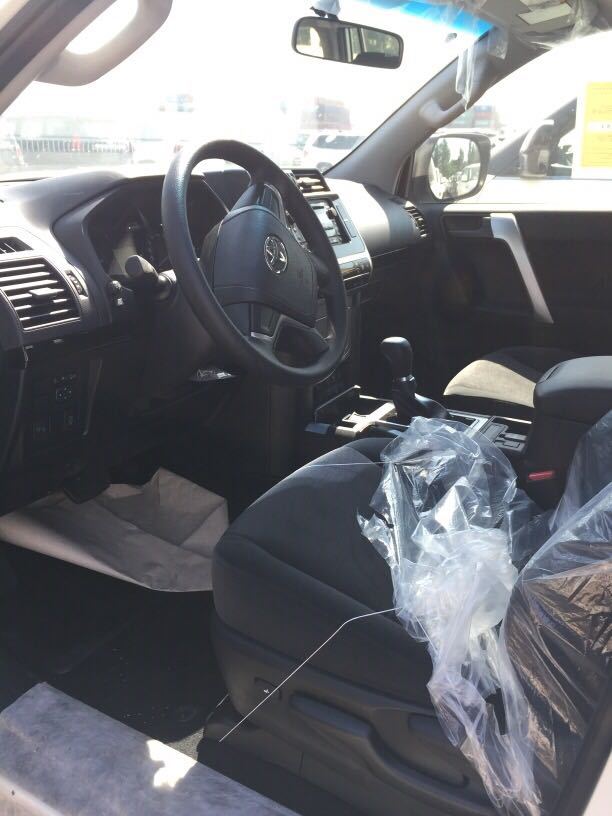 柴油丰田中东霸道3000穿越无人区的神器