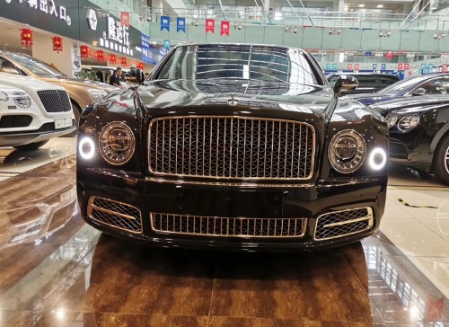 2019款宾利慕尚加长现车报价销售优惠