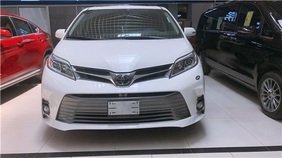 19款丰田塞纳价格美丽 现车降价疯抢中