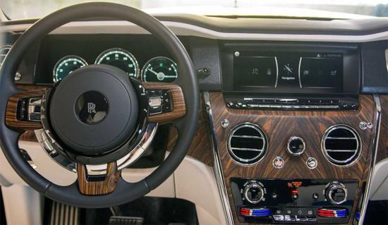 2021款劳斯莱斯库里南 现车到港火爆销售