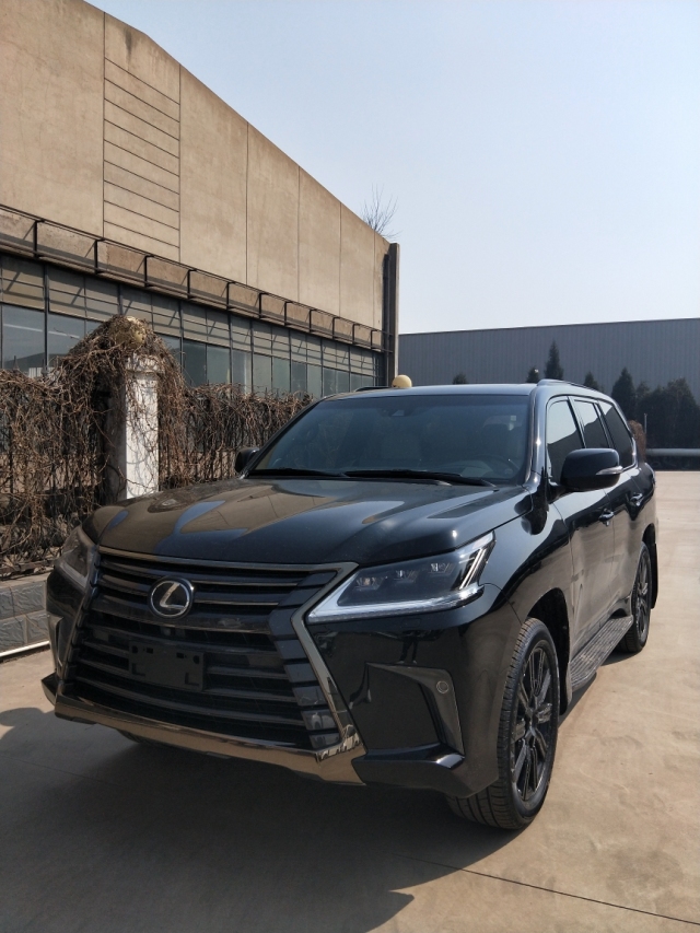2019款雷克萨斯LX570天津港现车钜惠价格