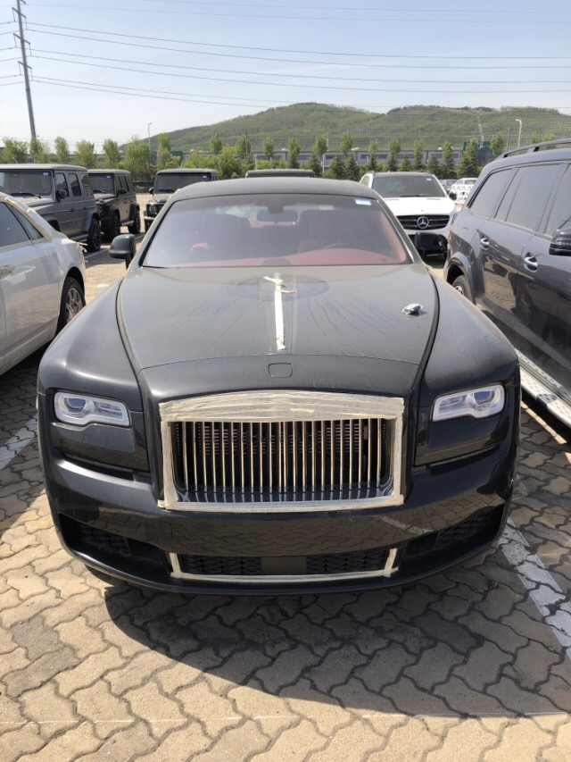 19款劳斯莱斯古斯特加长版最新资讯特卖