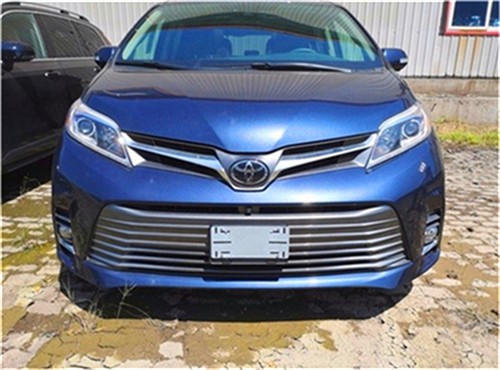 2019款丰田塞纳天津港现车最新报价行情