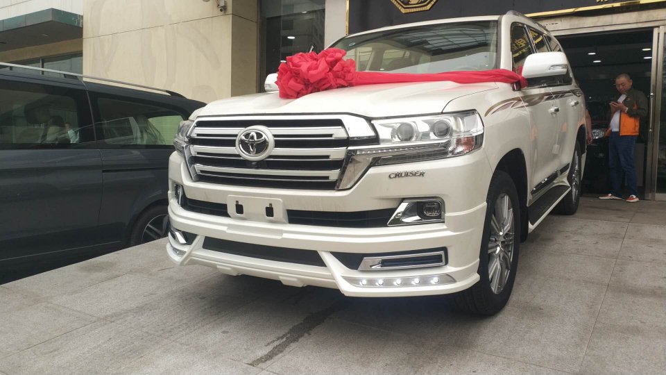 丰田酷路泽4000爆改WLAD大包围套件超酷