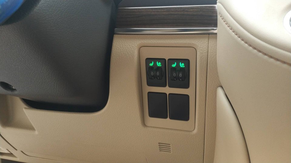 丰田酷路泽4000爆改WLAD大包围套件超酷