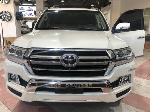 19款中东版酷路泽4000四驱越野报价实拍