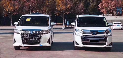 20款丰田埃尔法2.5L油混港口特惠售