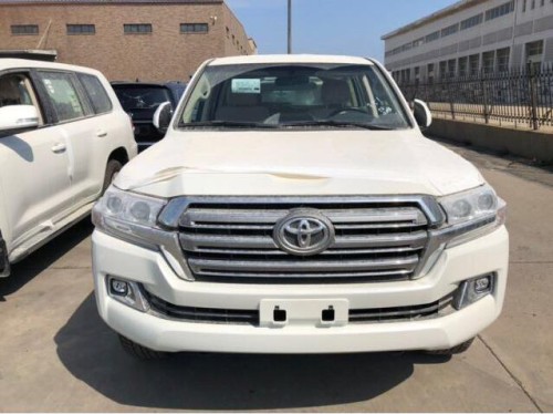 19款酷路泽4000特卖GXR两气遥启无倒影