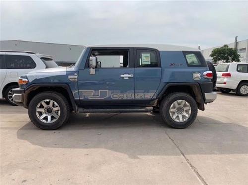 2020款丰田FJ酷路泽4.0越野车价格钜惠