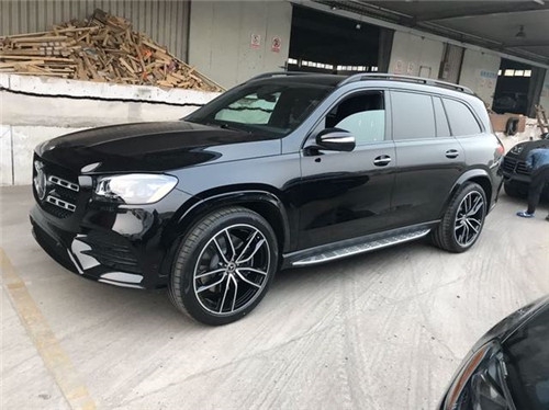 2021款奔驰GLS450现车报价天津港可分期