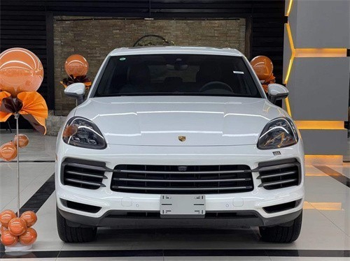 21款保时捷卡宴现车价格优惠直降15万起