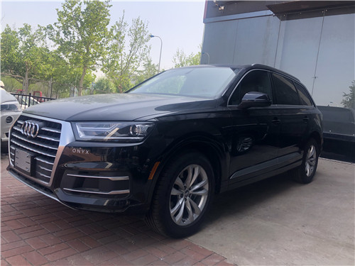 2019款奥迪Q7现车到店 天津港最新报价