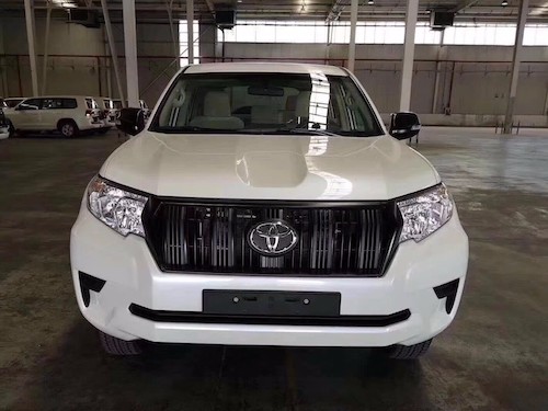 2019款丰田霸道2700特惠价销售全国分期