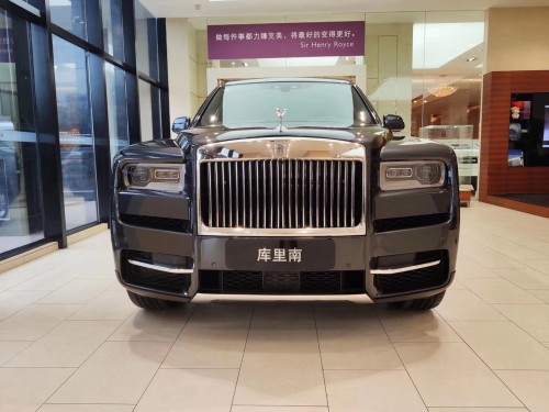 19款劳斯莱斯库里南四座五座价格降价中