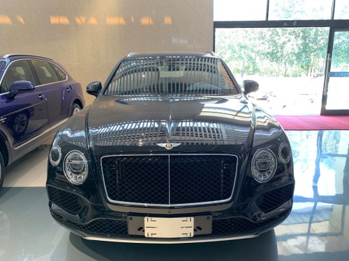 2019款宾利添越4.0汽油平行进口价格配置