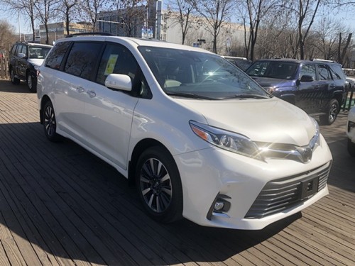 20款丰田塞纳四驱价格下调进口商务直销