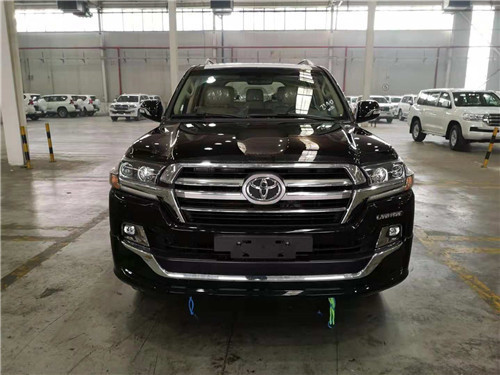 19款丰田酷路泽4000现车特卖 强悍越野