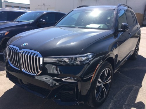 2019款宝马X7平行进口配置区别优惠价格