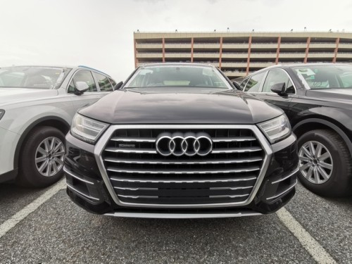 2019款奥迪Q7火爆热销价格冰点 超大SUV