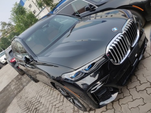 2019款宝马X7港口现车六座配置报价行情