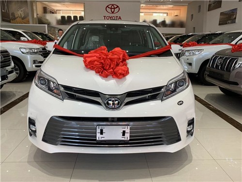 丰田塞纳全系天津港报价手续齐销售