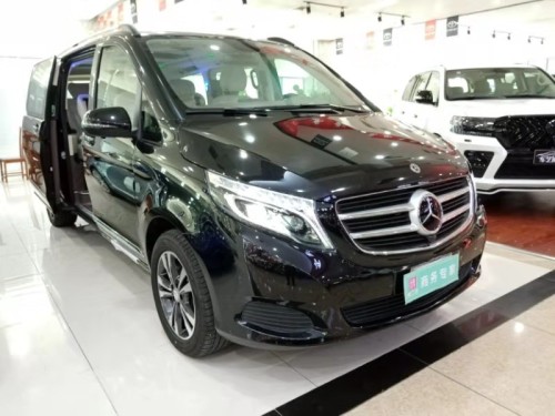 2019款双天窗版奔驰V250现车促销特惠