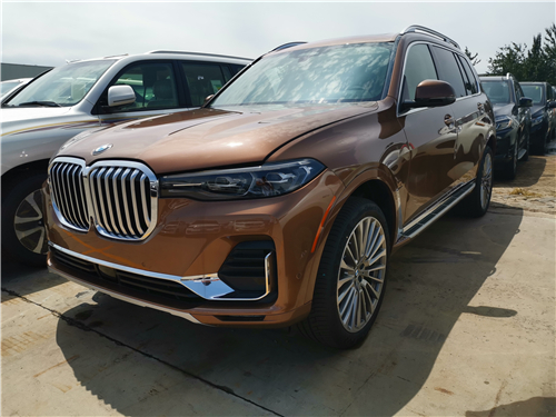 19款宝马X7火热售卖中 大幅度降价