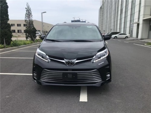 丰田塞纳四驱XLE新款报价 3.5配置解齐