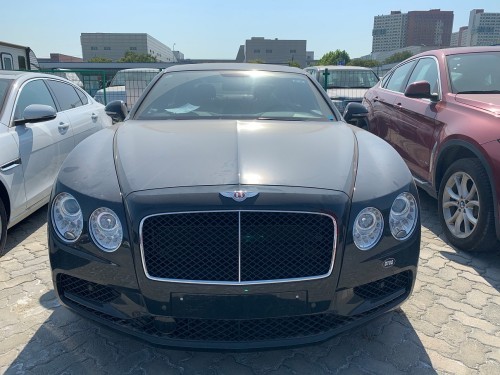 2019款宾利飞驰4.0T V8S天津港平行报价