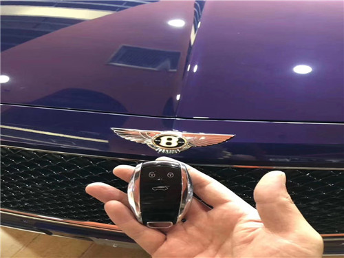 2019款宾利添越港口钜惠十月开始爆售