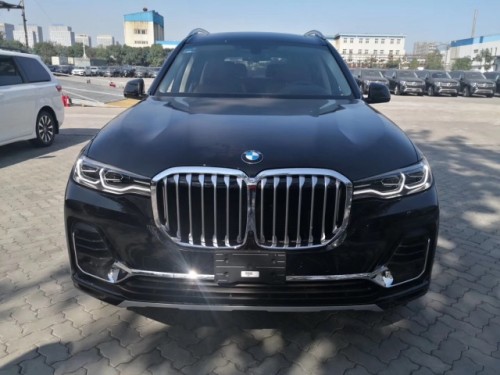 2020款宝马X7现车 九十万起步秒杀销售