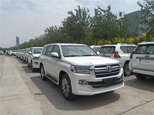 19款丰田酷路泽4000港口特价促销中